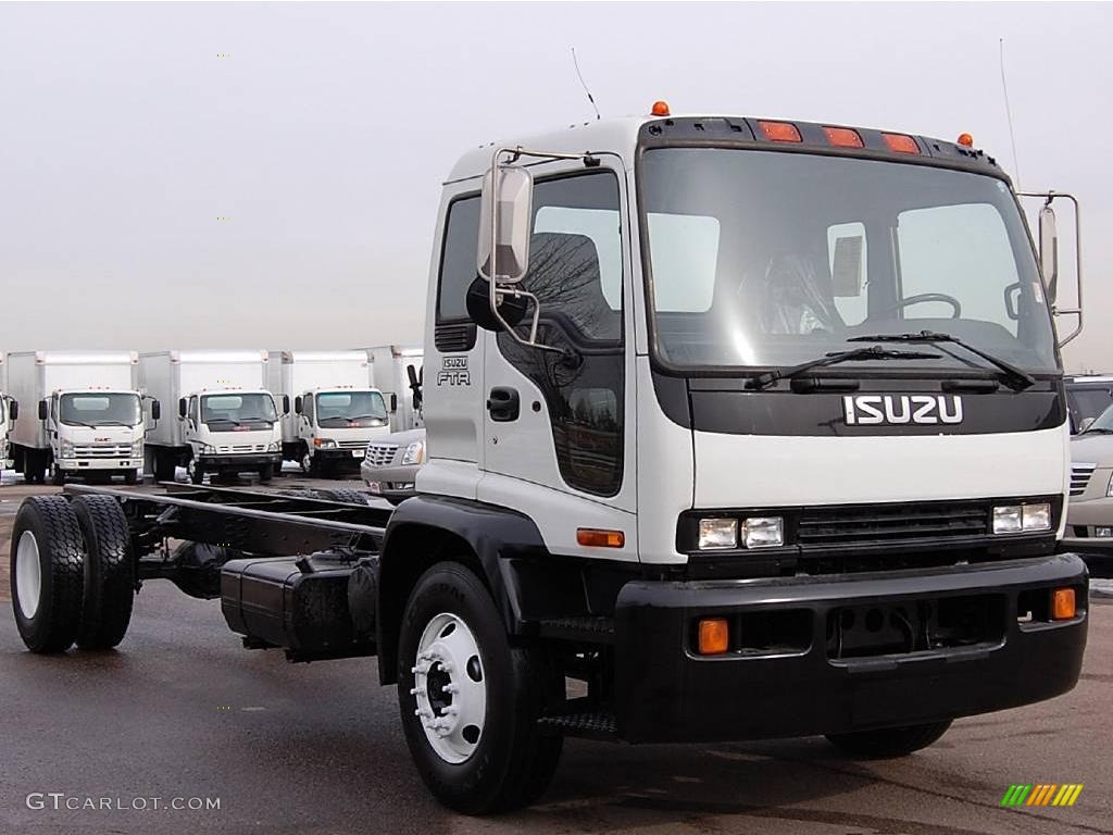 2004 F Series Truck FTR Chassis - White / Gray photo #1