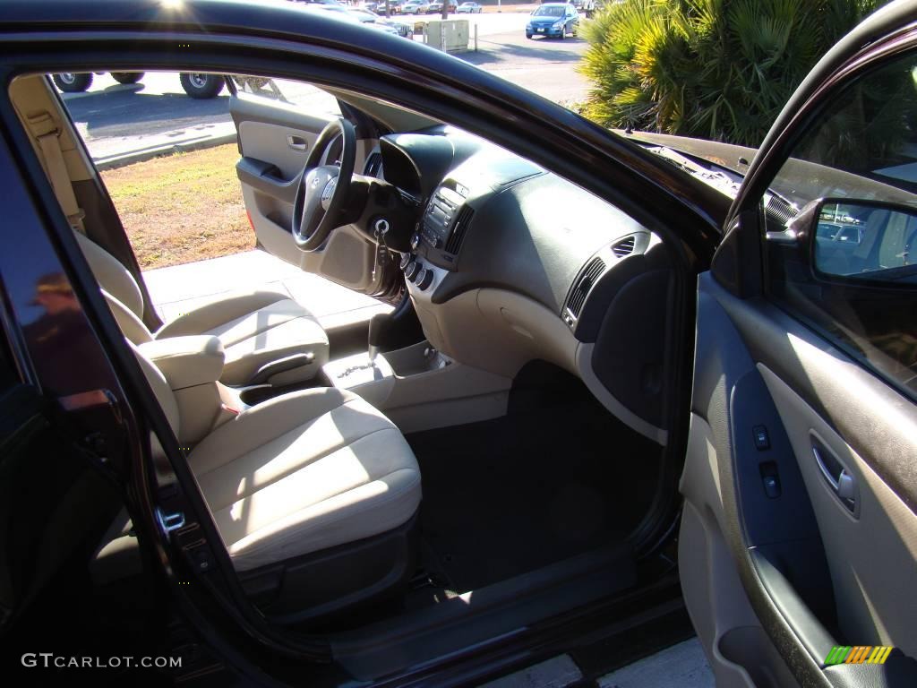 2009 Elantra SE Sedan - Purple Rain / Beige photo #12