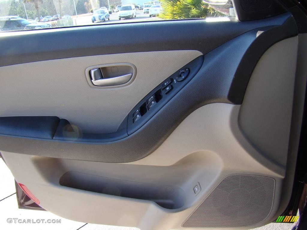 2009 Elantra SE Sedan - Purple Rain / Beige photo #17