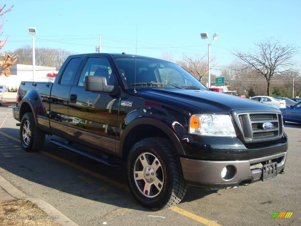 2006 F150 FX4 SuperCab 4x4 - Black / Black/Medium Flint photo #12