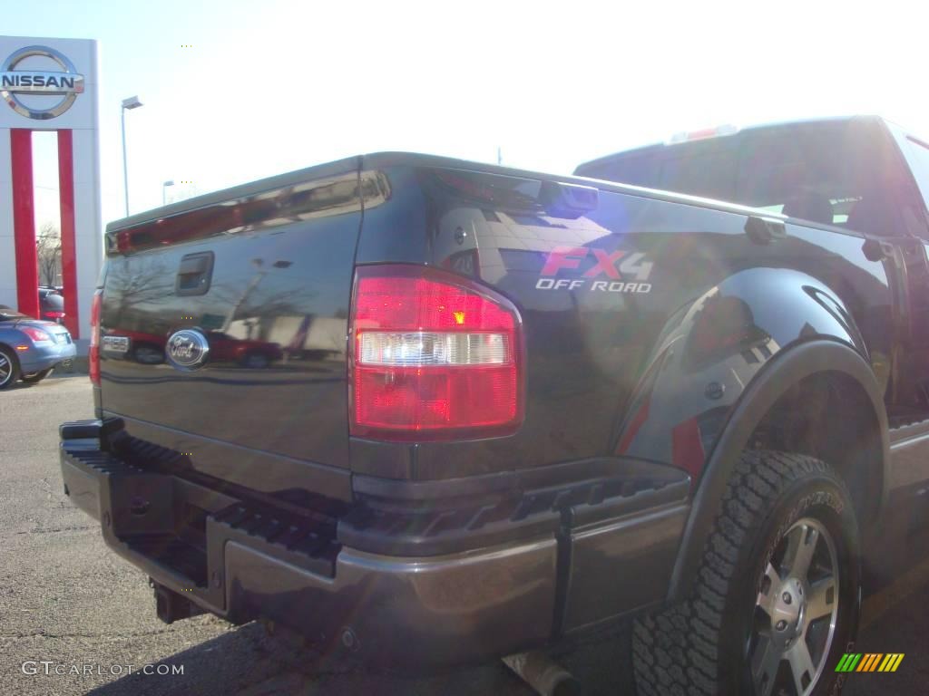 2006 F150 FX4 SuperCab 4x4 - Black / Black/Medium Flint photo #20