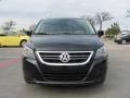 2009 Nocturne Black Metallic Volkswagen Routan SE  photo #8