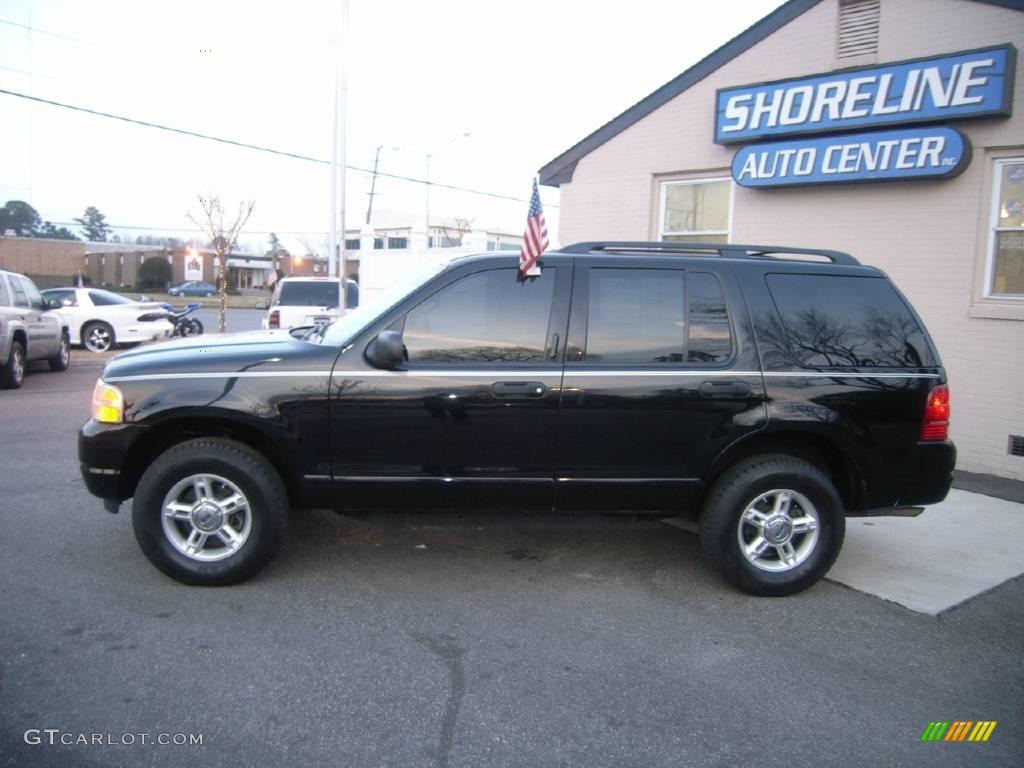 2004 Explorer XLT 4x4 - Black / Graphite photo #3