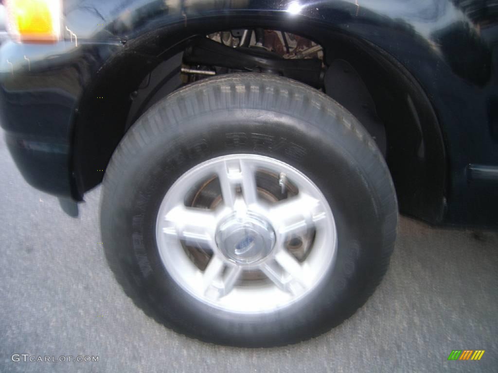 2004 Explorer XLT 4x4 - Black / Graphite photo #19