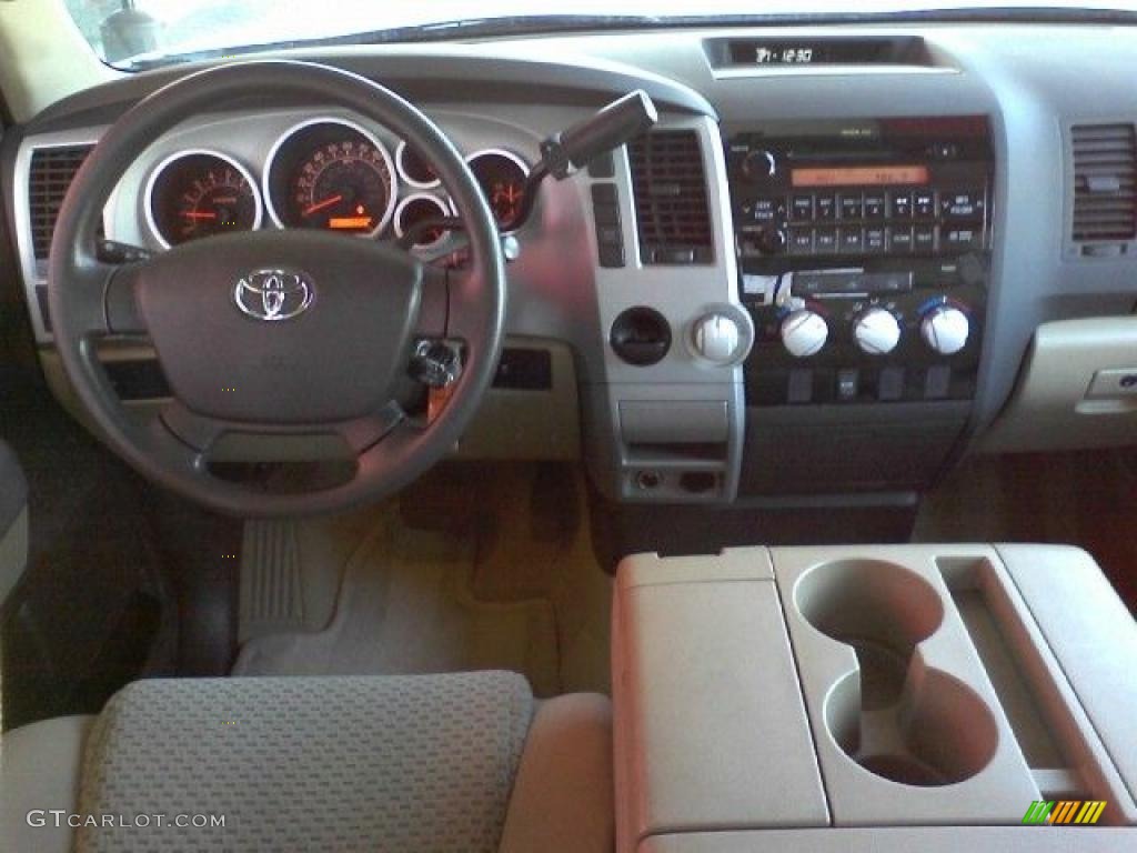 2007 Tundra SR5 Double Cab - Super White / Black photo #5