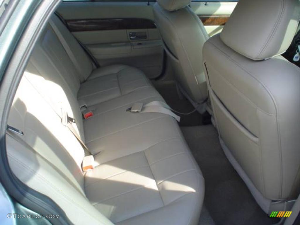 2006 Grand Marquis LS - Light Tundra Metallic / Light Camel photo #17