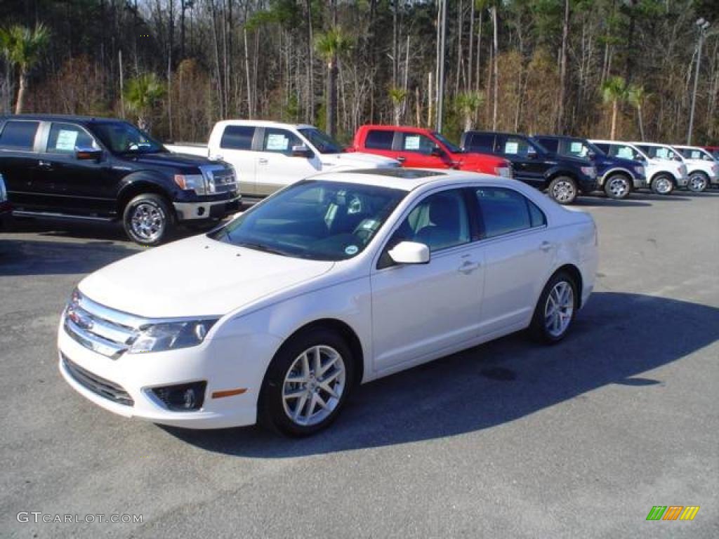 2010 Fusion SEL V6 - White Suede / Charcoal Black photo #1