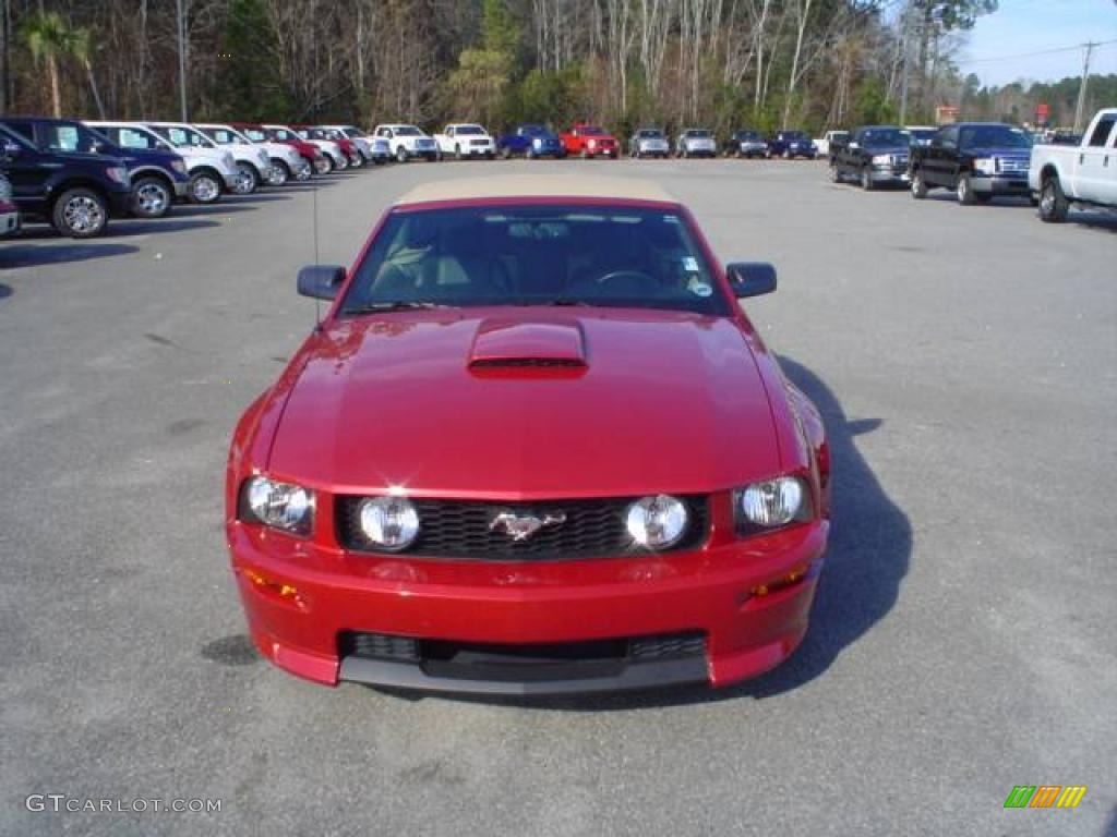 2008 Mustang GT/CS California Special Convertible - Dark Candy Apple Red / Black/Medium Parchment photo #2