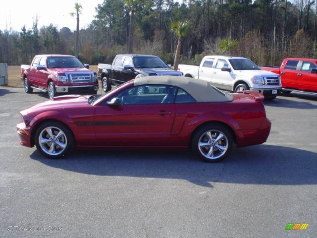 2008 Mustang GT/CS California Special Convertible - Dark Candy Apple Red / Black/Medium Parchment photo #8