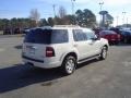 2009 White Suede Ford Explorer XLT 4x4  photo #5