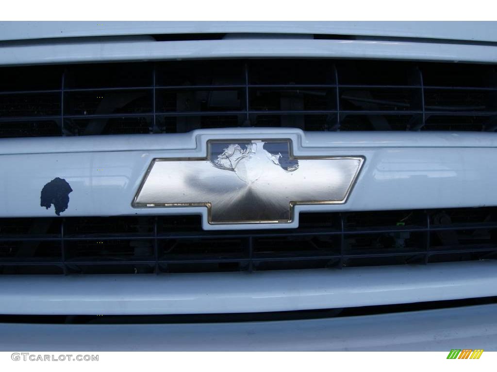 2004 Suburban 1500 Z71 4x4 - Summit White / Tan/Neutral photo #18