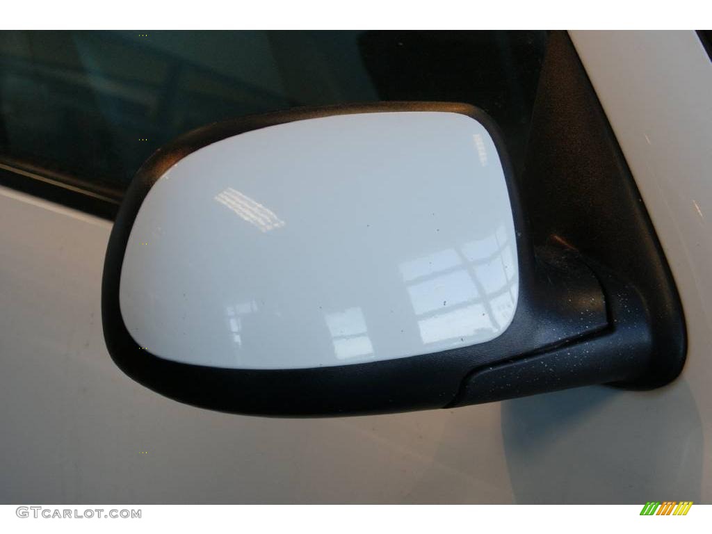 2004 Suburban 1500 Z71 4x4 - Summit White / Tan/Neutral photo #23