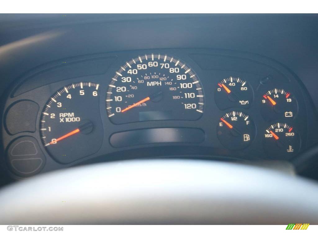 2004 Suburban 1500 Z71 4x4 - Summit White / Tan/Neutral photo #81