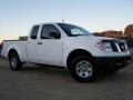Avalanche White - Frontier XE King Cab Photo No. 33