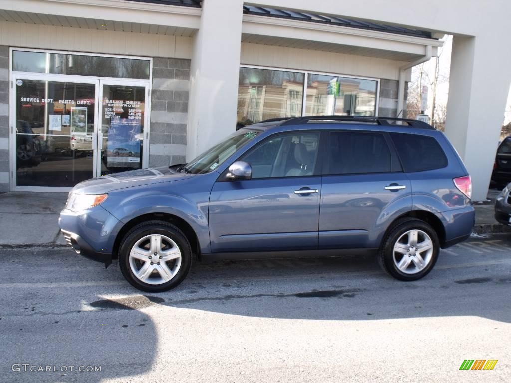 2009 Forester 2.5 X Premium - Newport Blue Pearl / Black photo #2