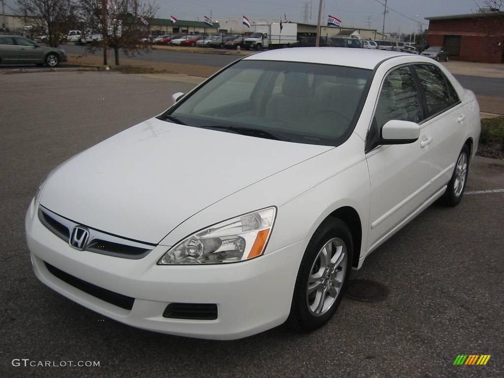 2007 Accord SE Sedan - Taffeta White / Ivory photo #1