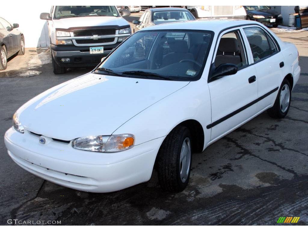 White Chevrolet Prizm