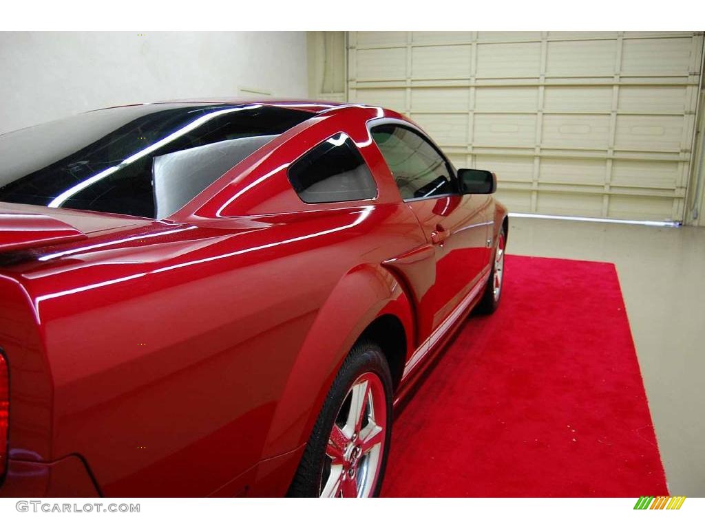 2007 Mustang GT Premium Coupe - Torch Red / Dark Charcoal photo #7