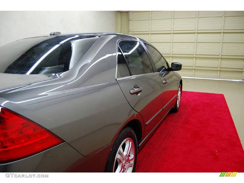 2007 Accord EX-L Sedan - Carbon Bronze Pearl / Ivory photo #7