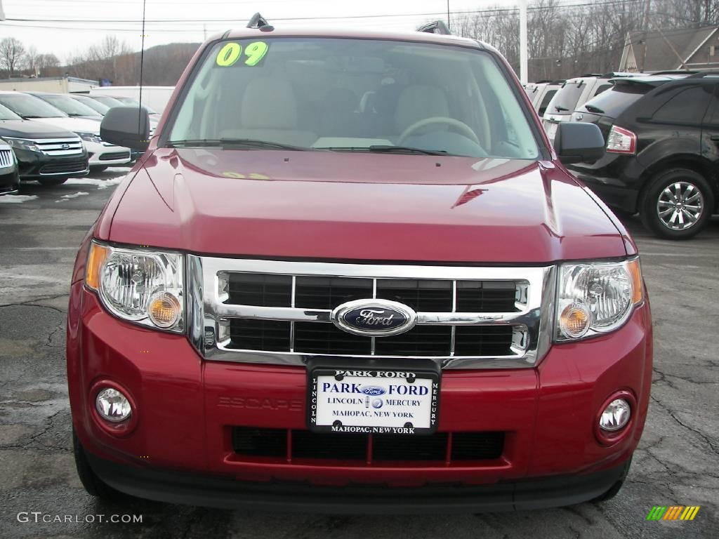 2009 Escape XLT V6 4WD - Sangria Red Metallic / Stone photo #22