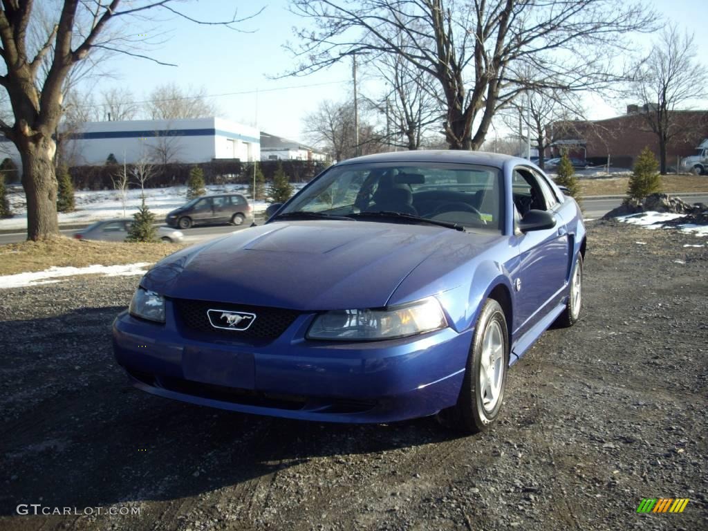2004 Mustang V6 Coupe - Sonic Blue Metallic / Dark Charcoal photo #2