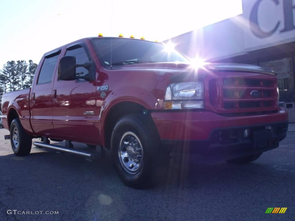 2004 F250 Super Duty XLT Crew Cab - Red / Black photo #3