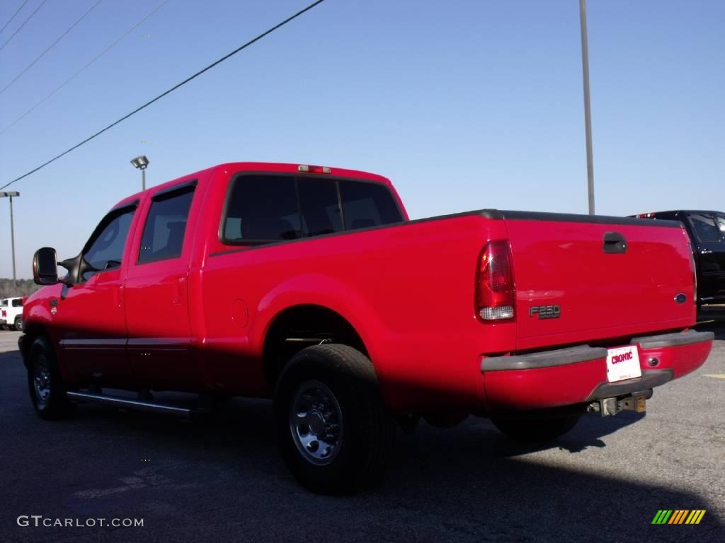 2004 F250 Super Duty XLT Crew Cab - Red / Black photo #7