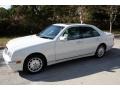 Glacier White - E 320 Sedan Photo No. 2