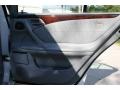 Glacier White - E 320 Sedan Photo No. 42