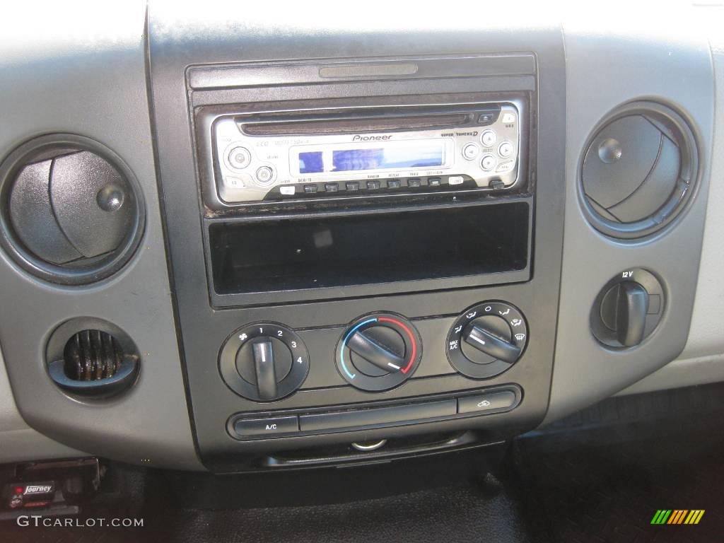 2005 F150 XL SuperCab - Medium Wedgewood Blue Metallic / Medium Flint Grey photo #12
