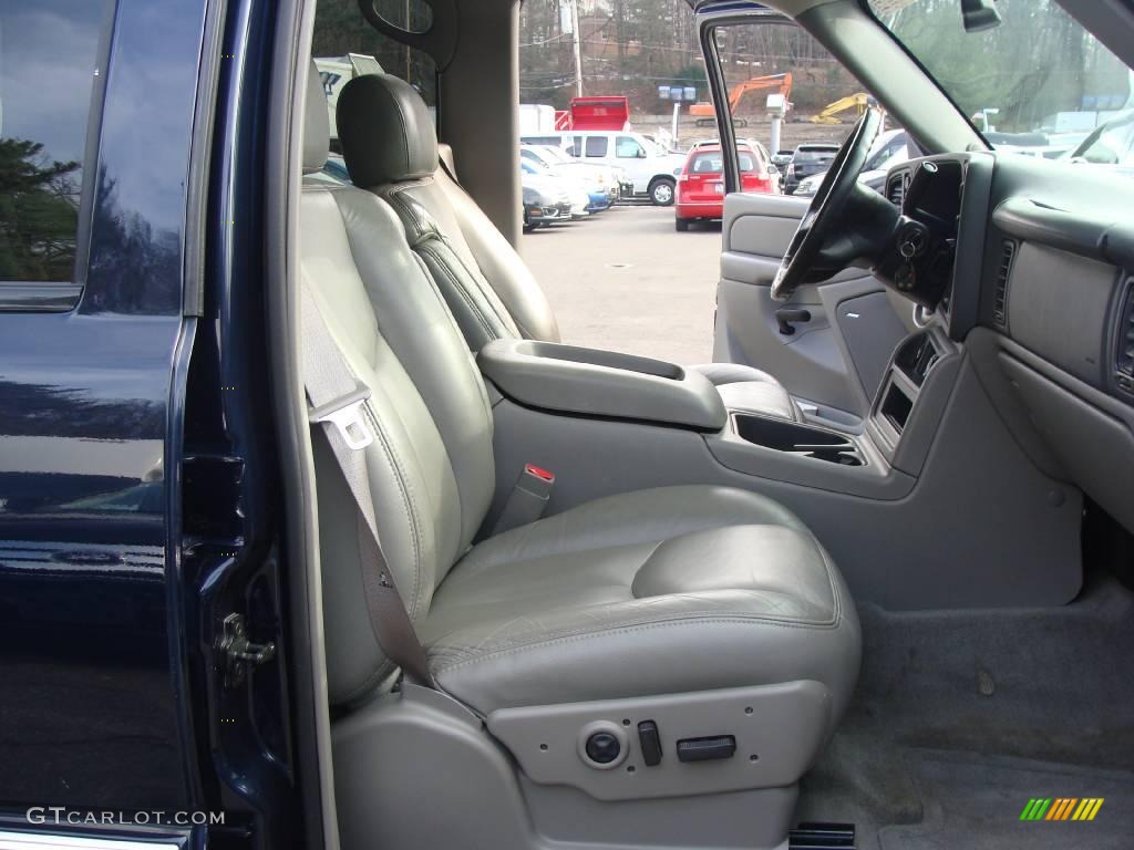 2004 Yukon XL 1500 SLE 4x4 - Deep Blue Metallic / Neutral/Shale photo #18