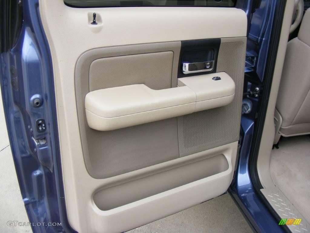 2004 F150 XLT SuperCrew - Medium Wedgewood Blue Metallic / Tan photo #30