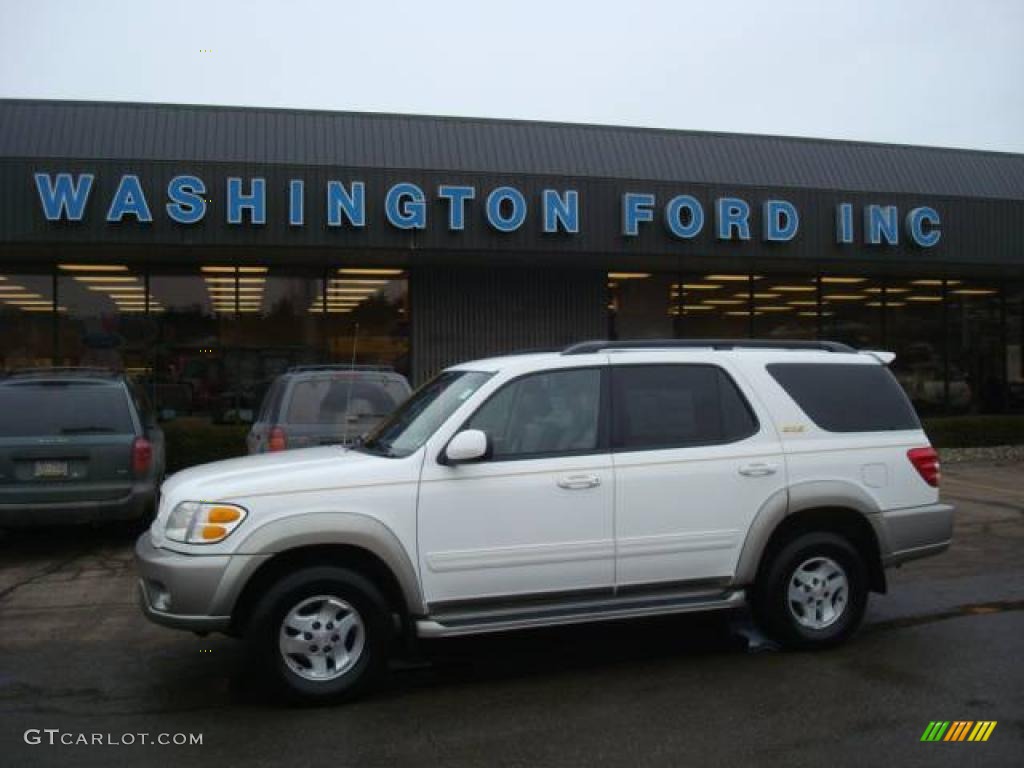 2004 Sequoia SR5 - Natural White / Oak photo #1