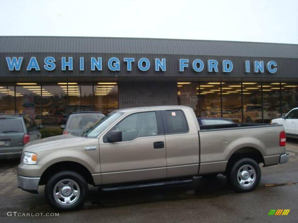 2006 F150 XLT SuperCab 4x4 - Arizona Beige Metallic / Tan photo #1