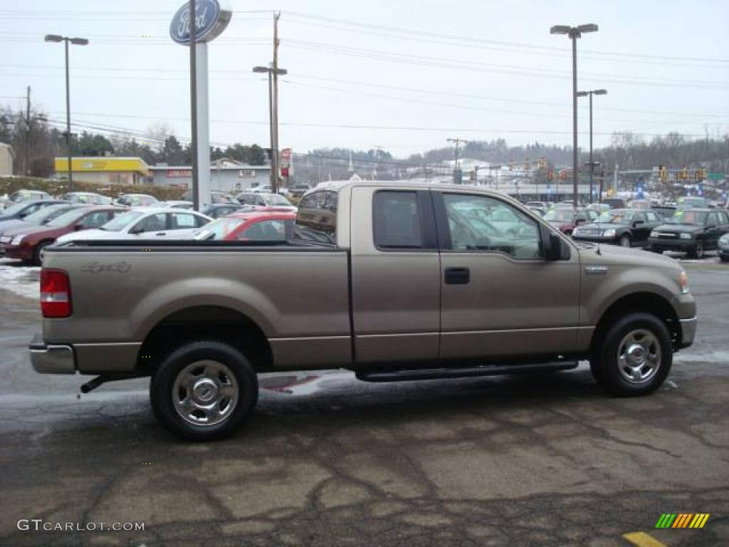 2006 F150 XLT SuperCab 4x4 - Arizona Beige Metallic / Tan photo #5