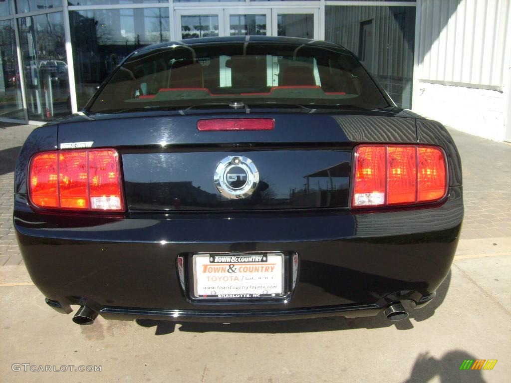 2007 Mustang GT Premium Coupe - Black / Black/Red photo #4
