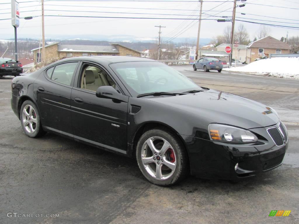 2006 Grand Prix GXP Sedan - Black / Sand photo #4