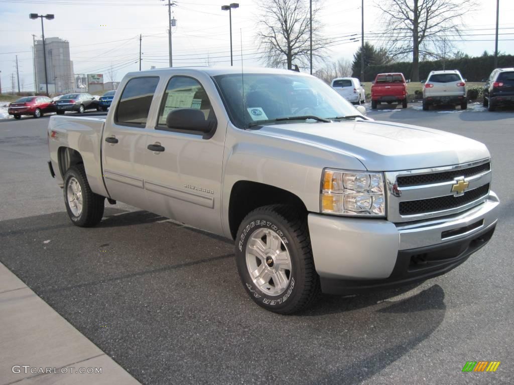 2010 Silverado 1500 LT Crew Cab 4x4 - Sheer Silver Metallic / Ebony photo #3