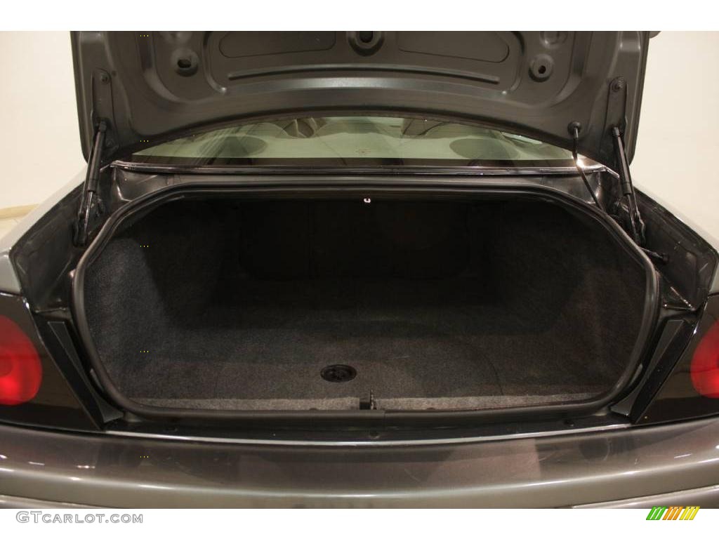 2005 Impala LS - Medium Gray Metallic / Medium Gray photo #17