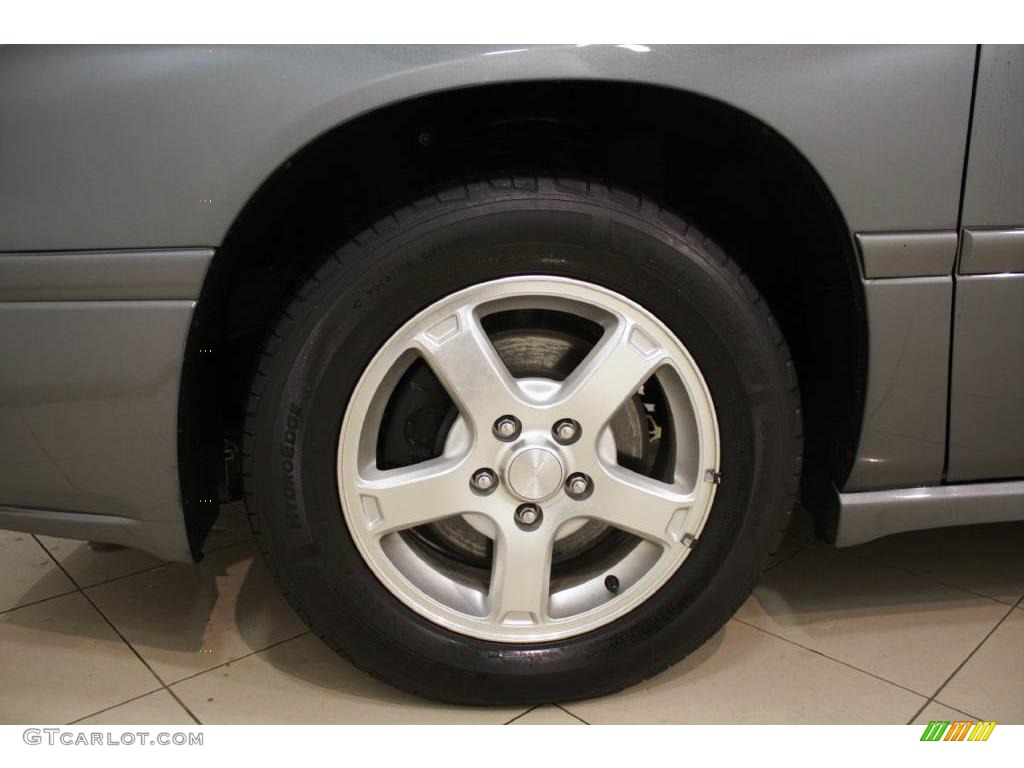 2005 Impala LS - Medium Gray Metallic / Medium Gray photo #19