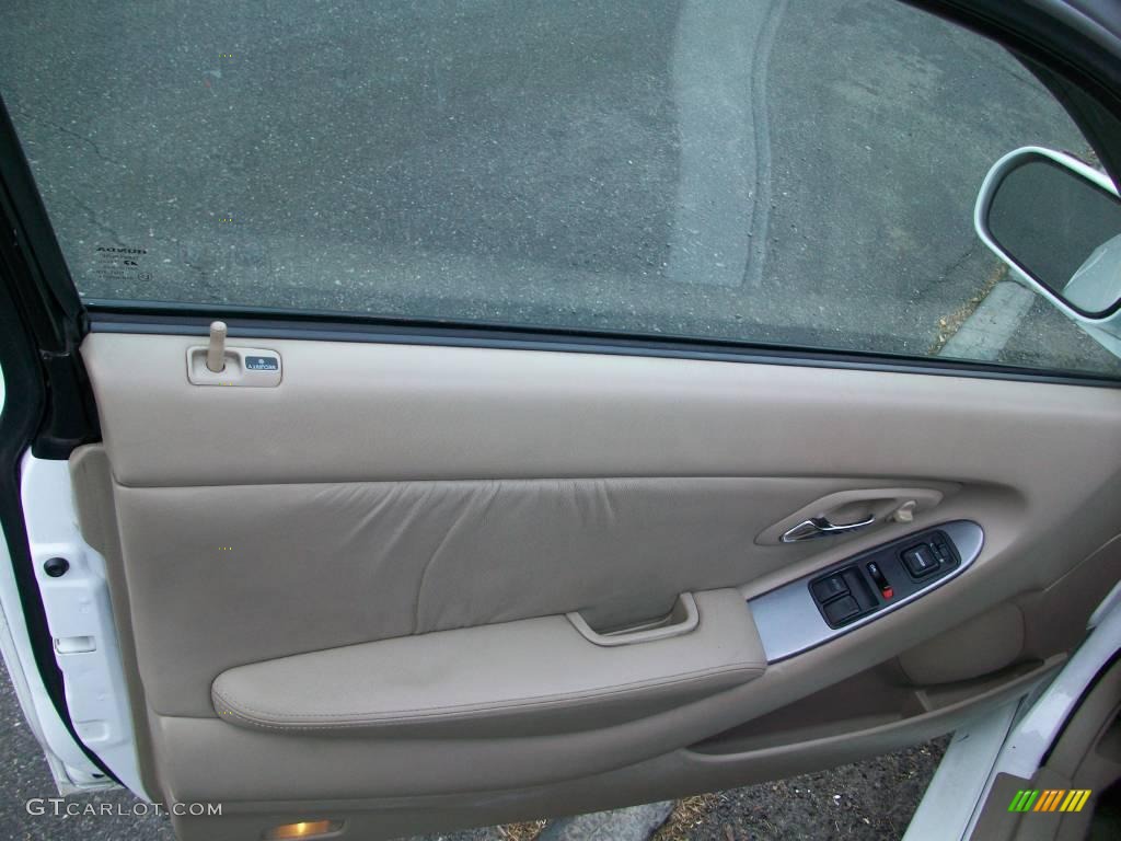 2002 Accord EX V6 Coupe - Taffeta White / Ivory photo #9