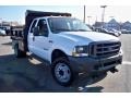 2004 Oxford White Ford F450 Super Duty XL SuperCab 4x4 Chassis Dump Truck  photo #3