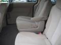 2009 Clear White Kia Sedona LX  photo #12