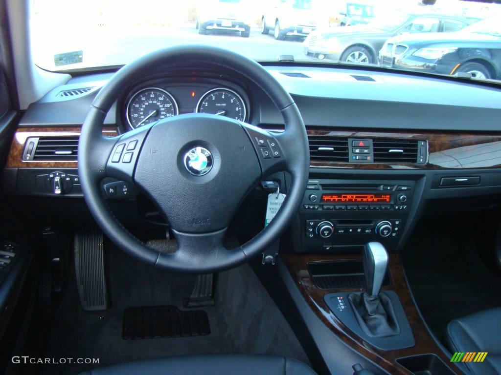 2009 3 Series 328i Sedan - Jet Black / Black photo #11
