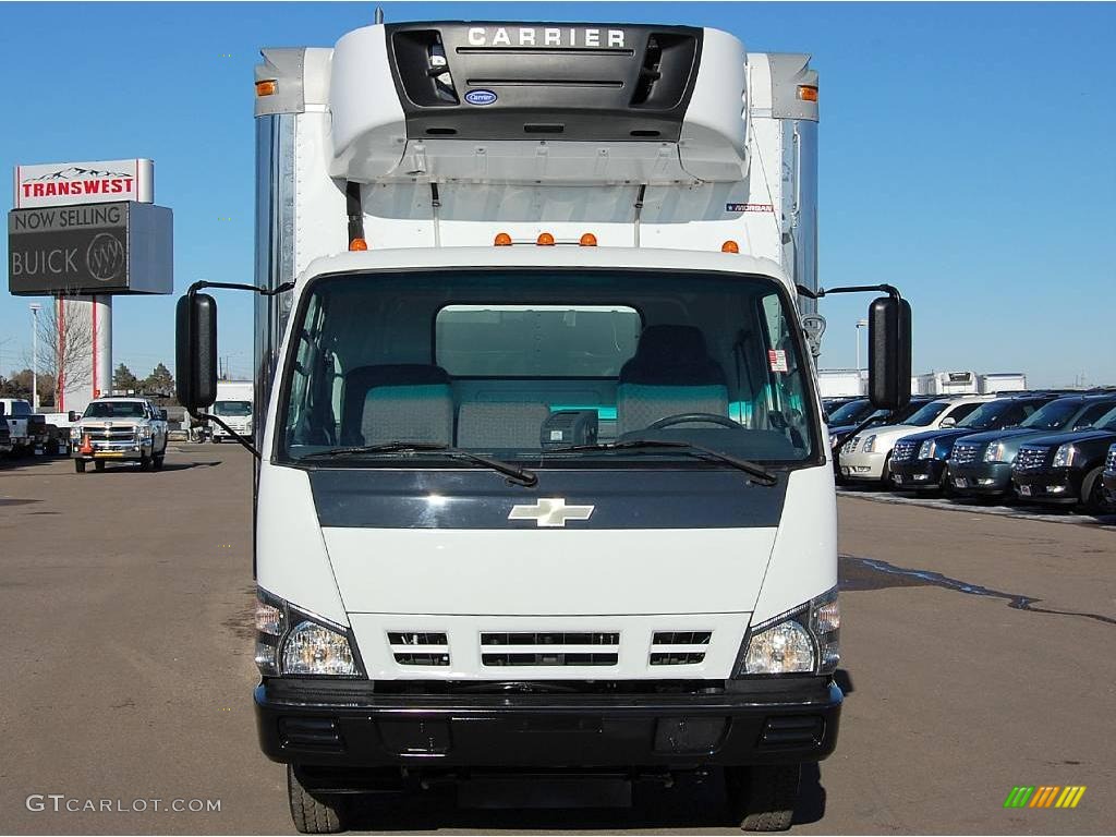 2006 W Series Truck W4500 Refrigerated Truck - White / Gray photo #3