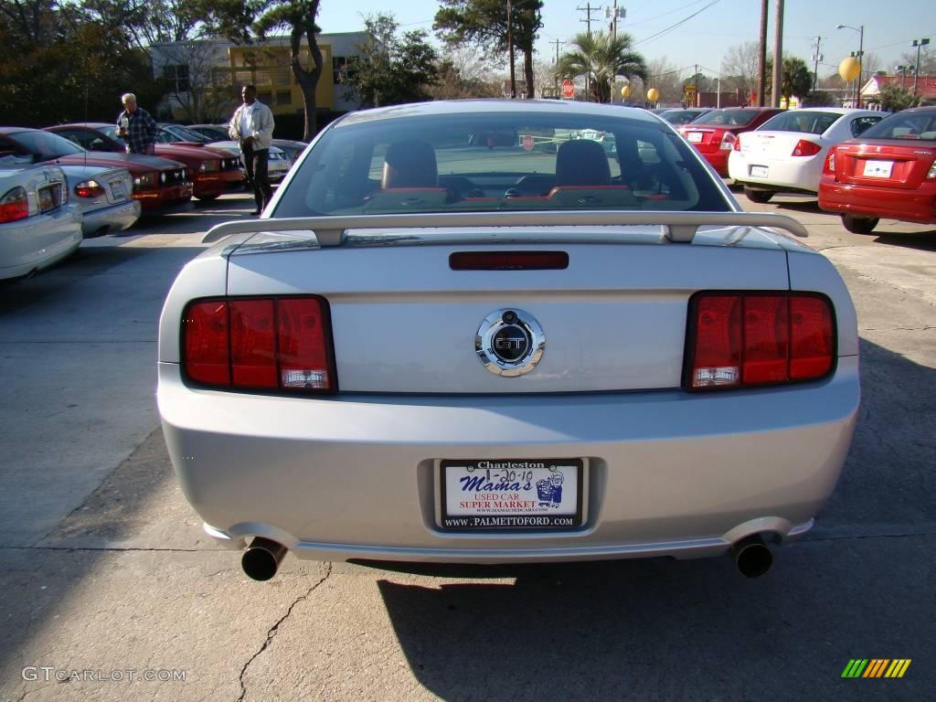 2005 Mustang GT Premium Coupe - Satin Silver Metallic / Red Leather photo #7