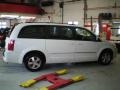 Stone White - Grand Caravan SXT Photo No. 9