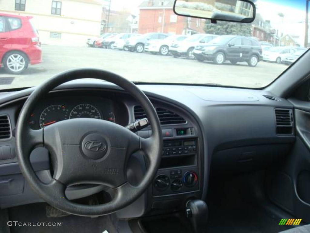 2002 Elantra GLS Sedan - Silver Pewter / Gray photo #12
