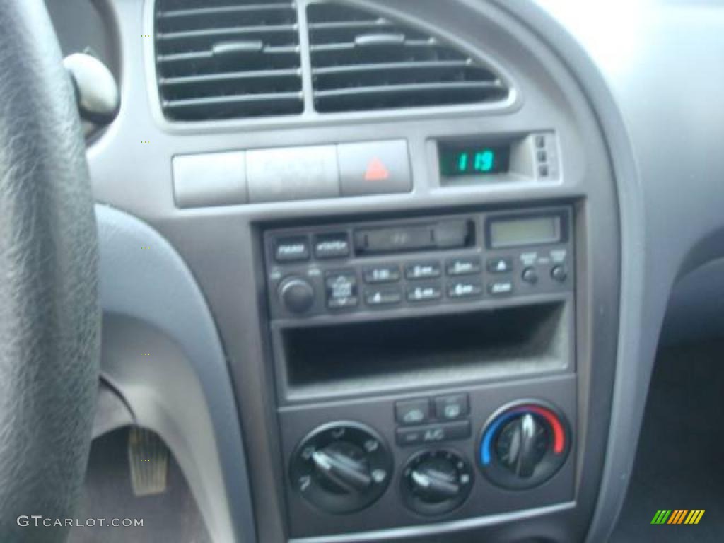 2002 Elantra GLS Sedan - Silver Pewter / Gray photo #18