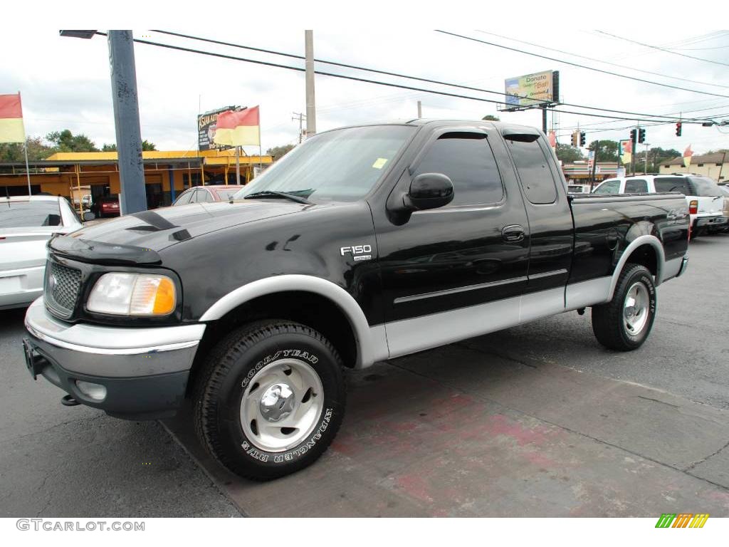 2000 F150 Lariat Extended Cab 4x4 - Black / Medium Graphite photo #1